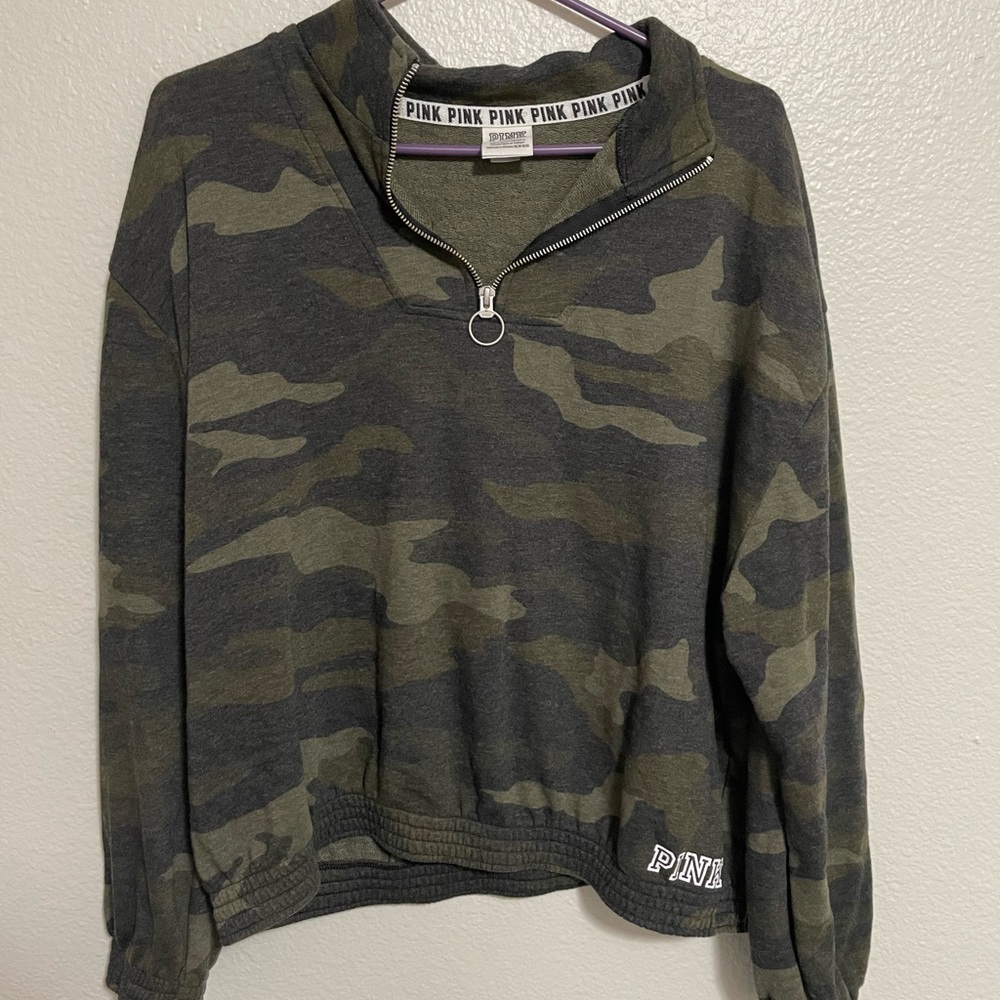PINK VS camo sweatshirt